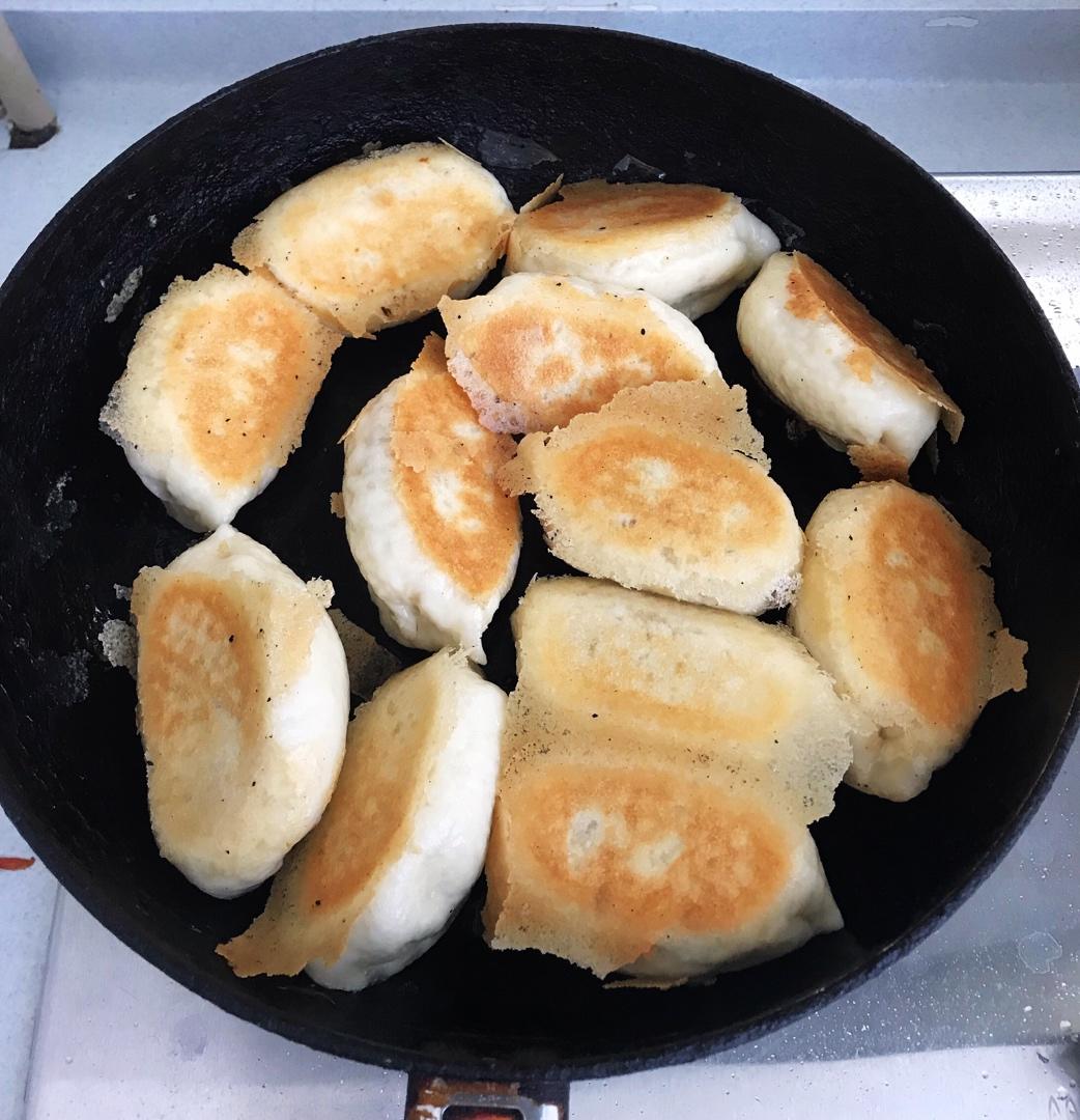 牛肉粉条馅水煎包