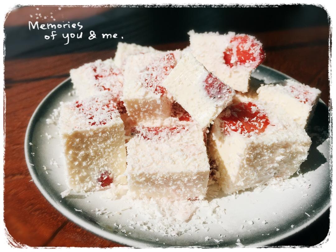 草莓椰奶冻🍓