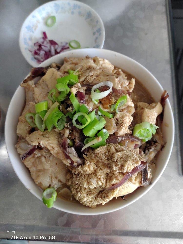 葱油鲈鱼