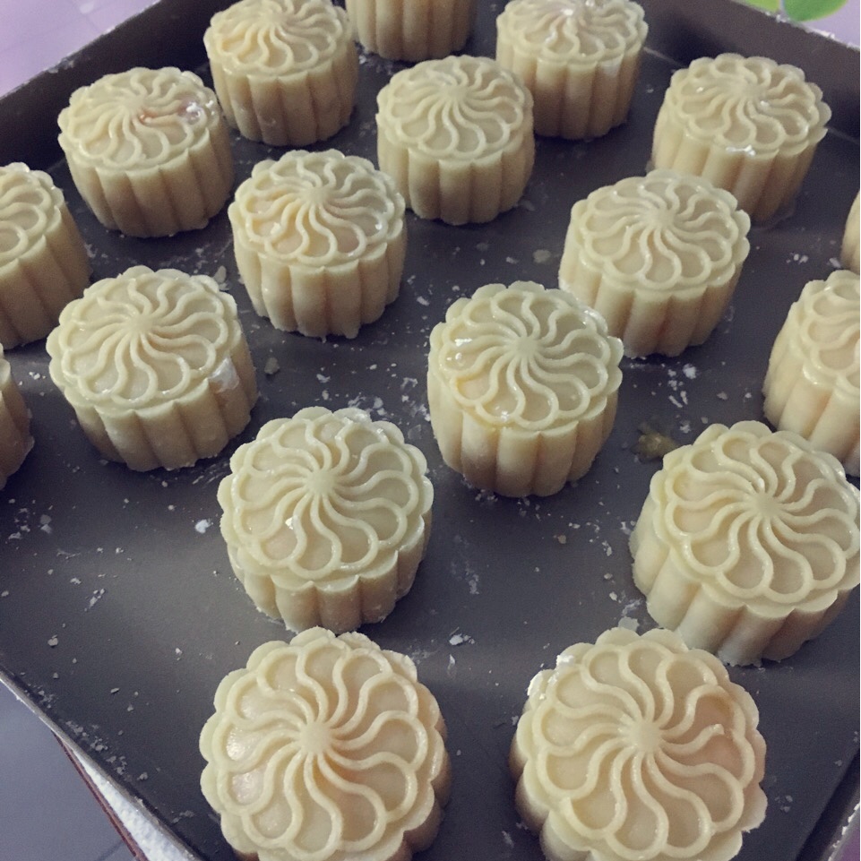金沙奶黄月饼