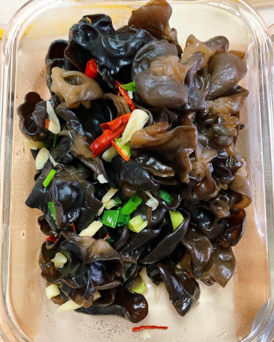 凉拌黑木耳
