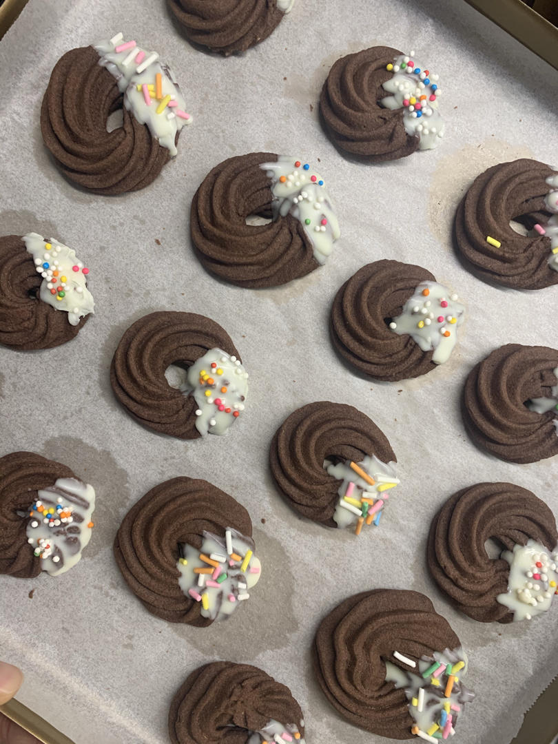 酥到掉渣❗️好吃到没朋友的巧克力花环曲奇