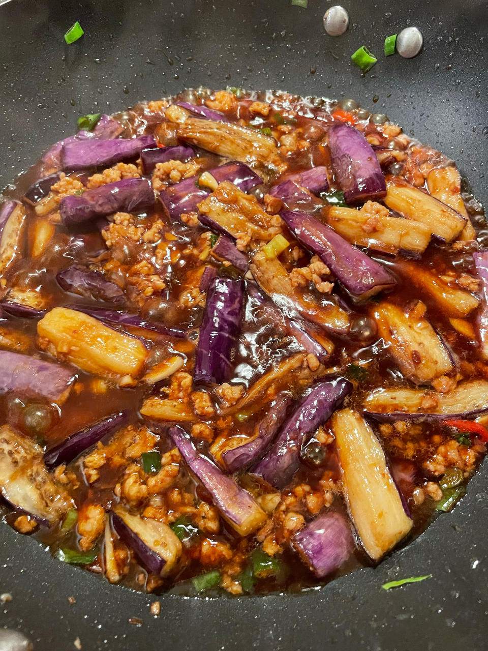 开胃下饭菜！巨简单的家常鱼香茄子煲