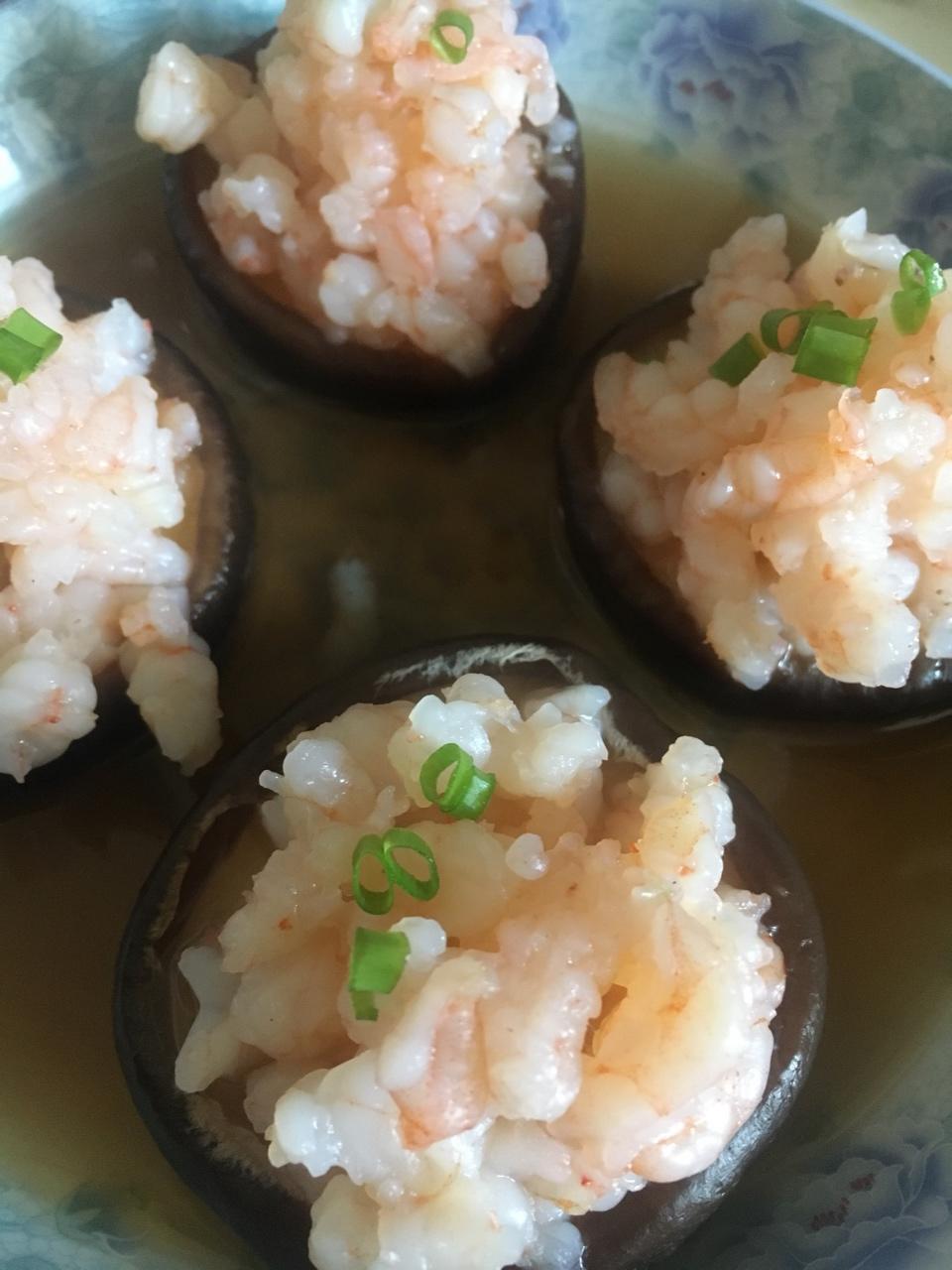 香菇蒸虾盏