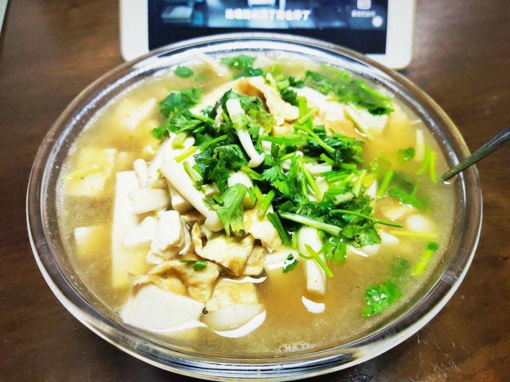 鲜美豆腐汤的简单做法