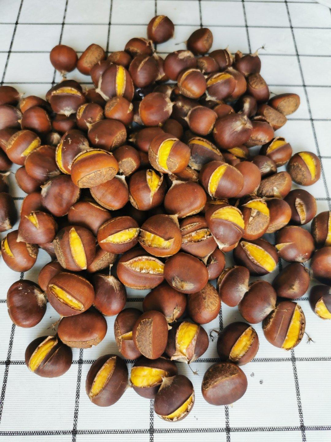 板栗这样做才好剥又好吃