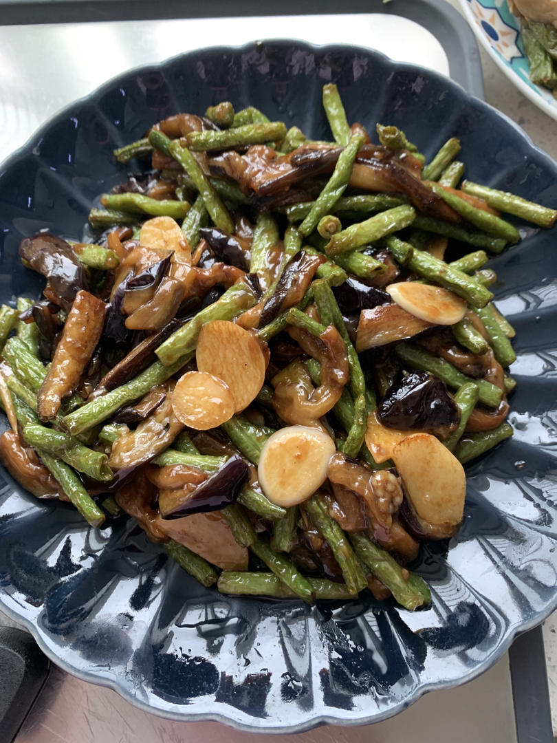 美味可口的豆角烧茄子！原来饭店都是这样做的