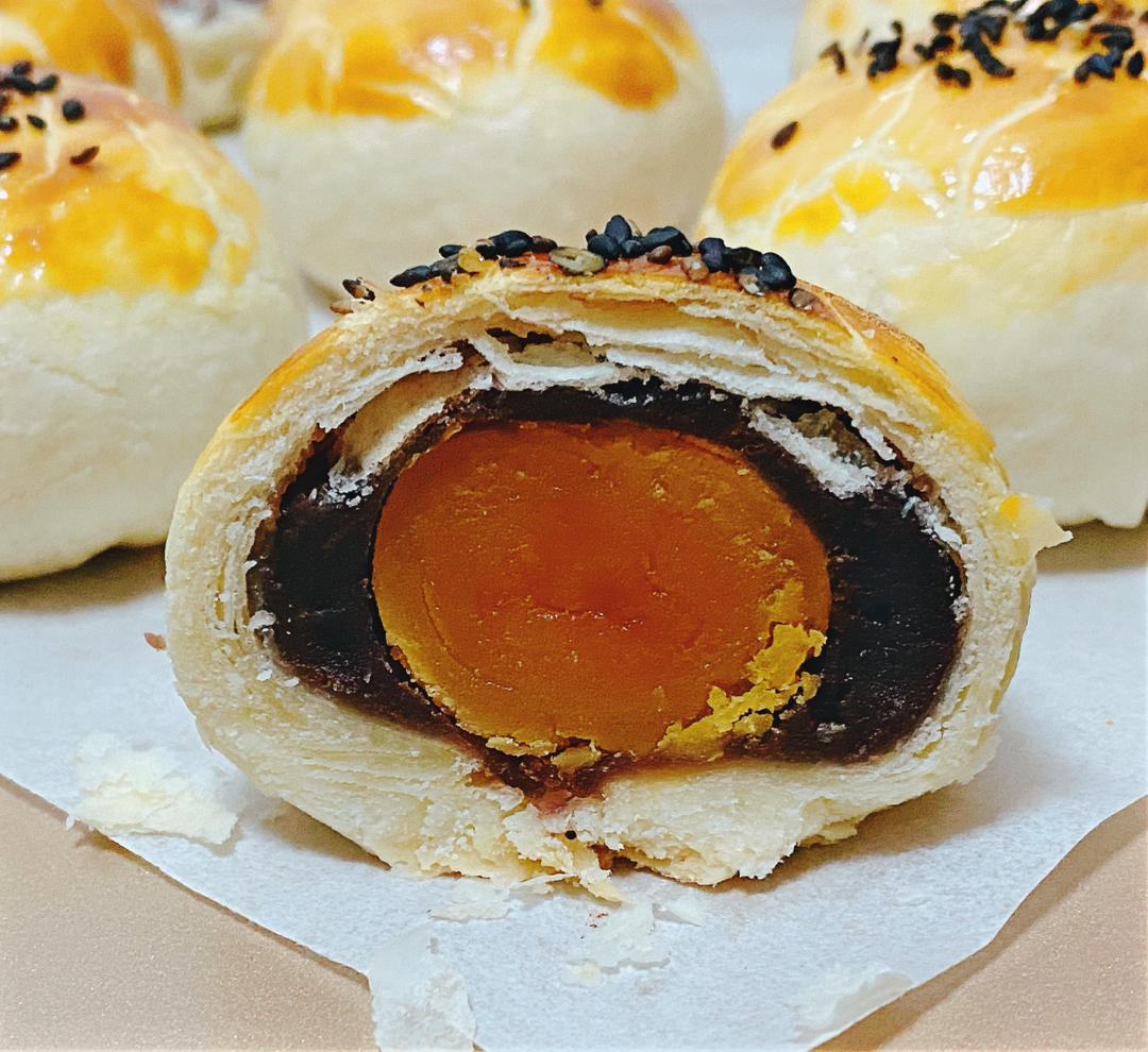 蛋黄酥酥酥（超级奶香黄油版）