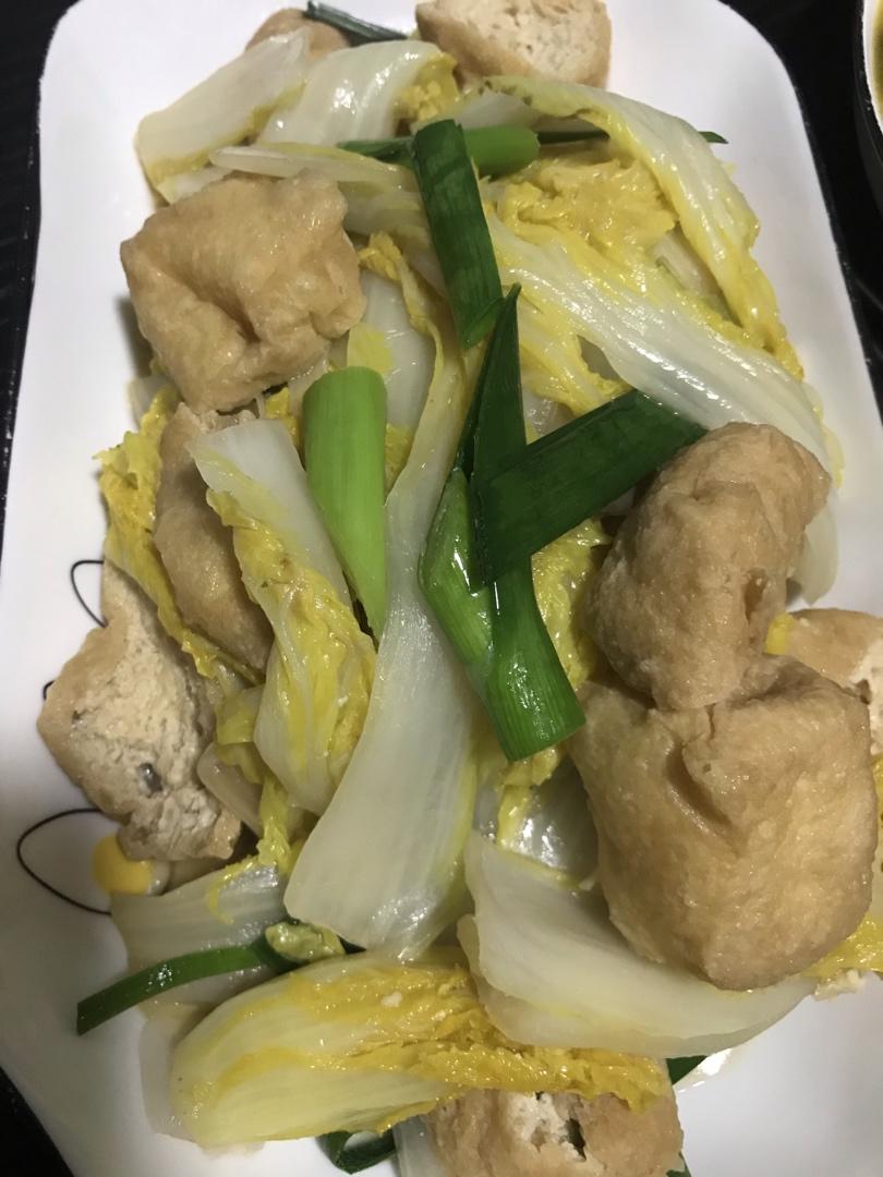 油豆腐焖娃娃菜