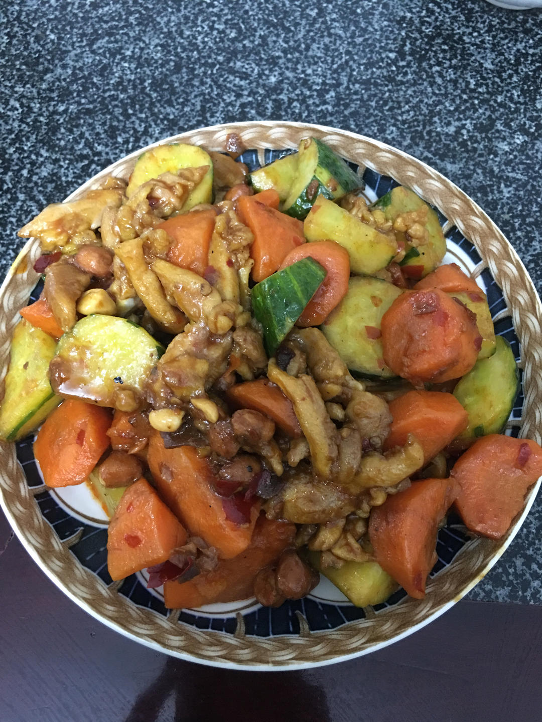 今日菜谱：宫保鸡丁