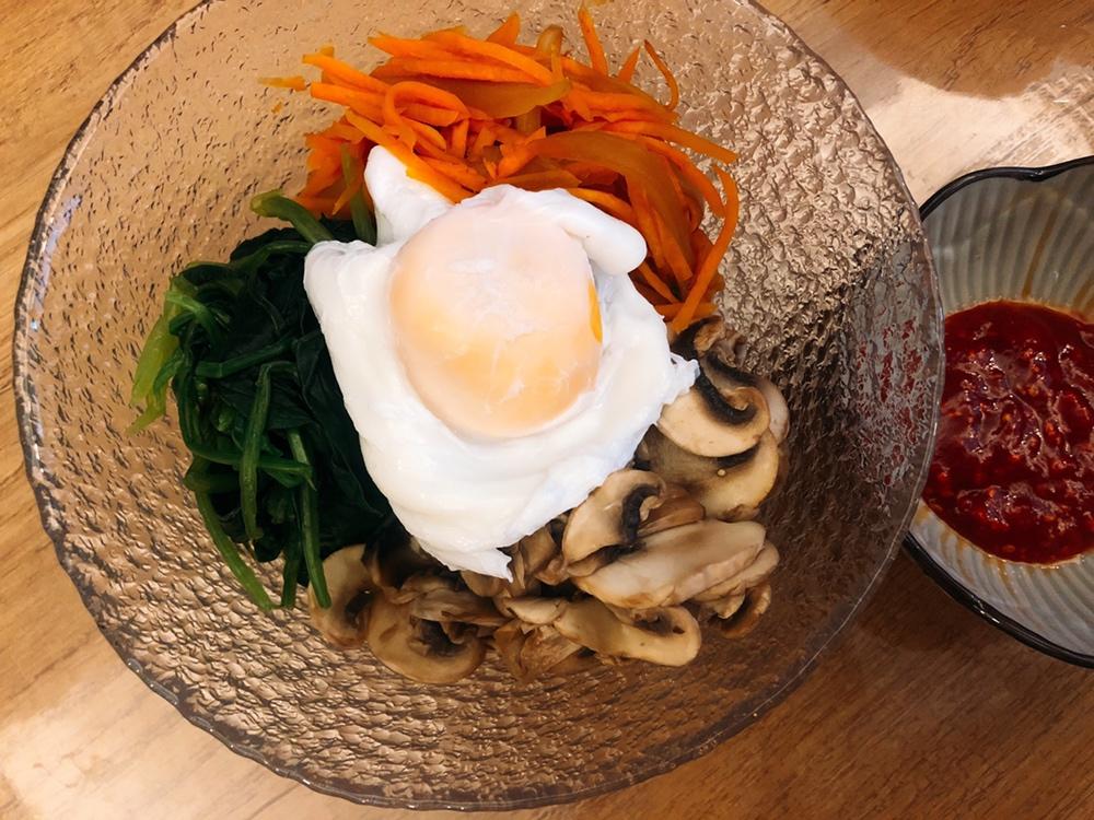 搬来一个很赞的韩式拌饭的方子