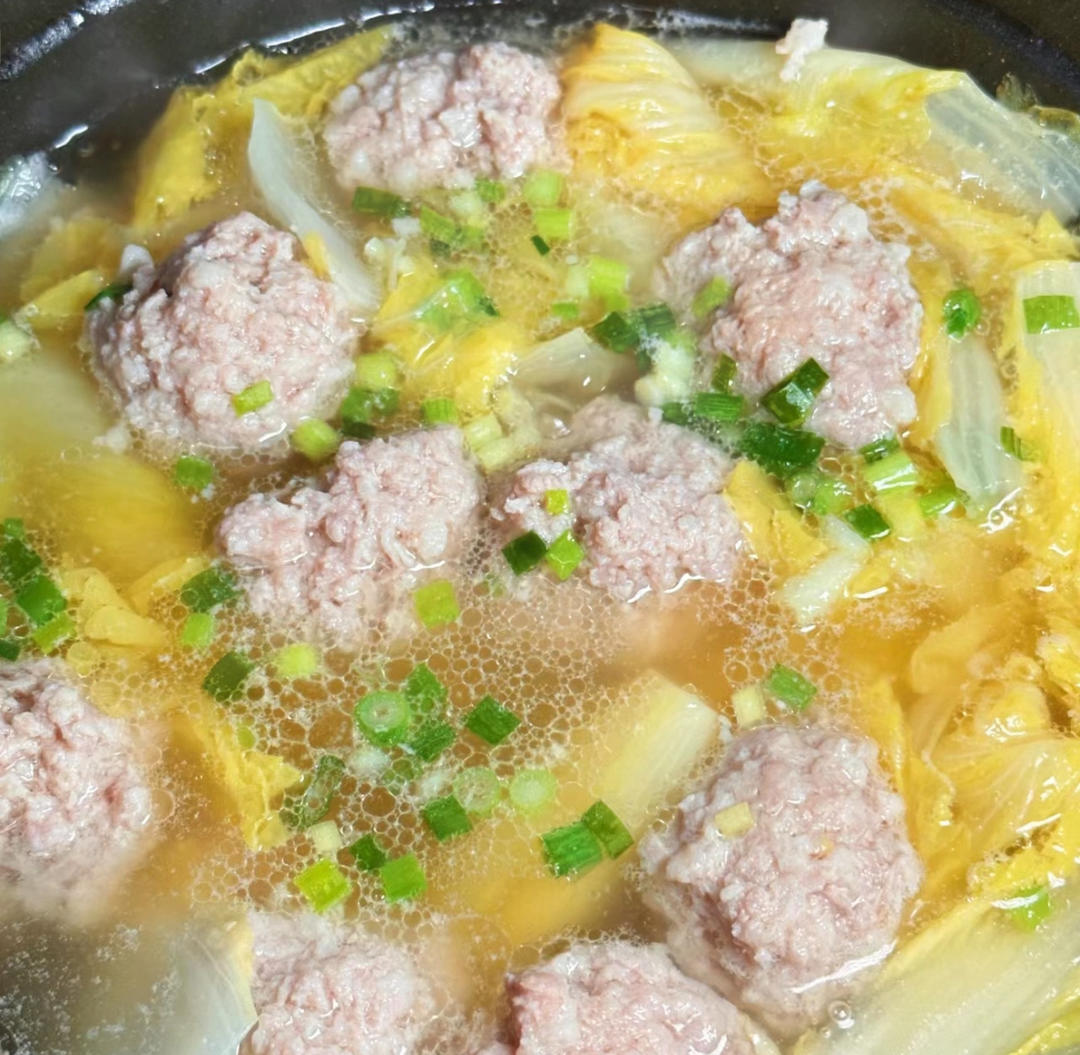 白菜肉丸汤的做法
