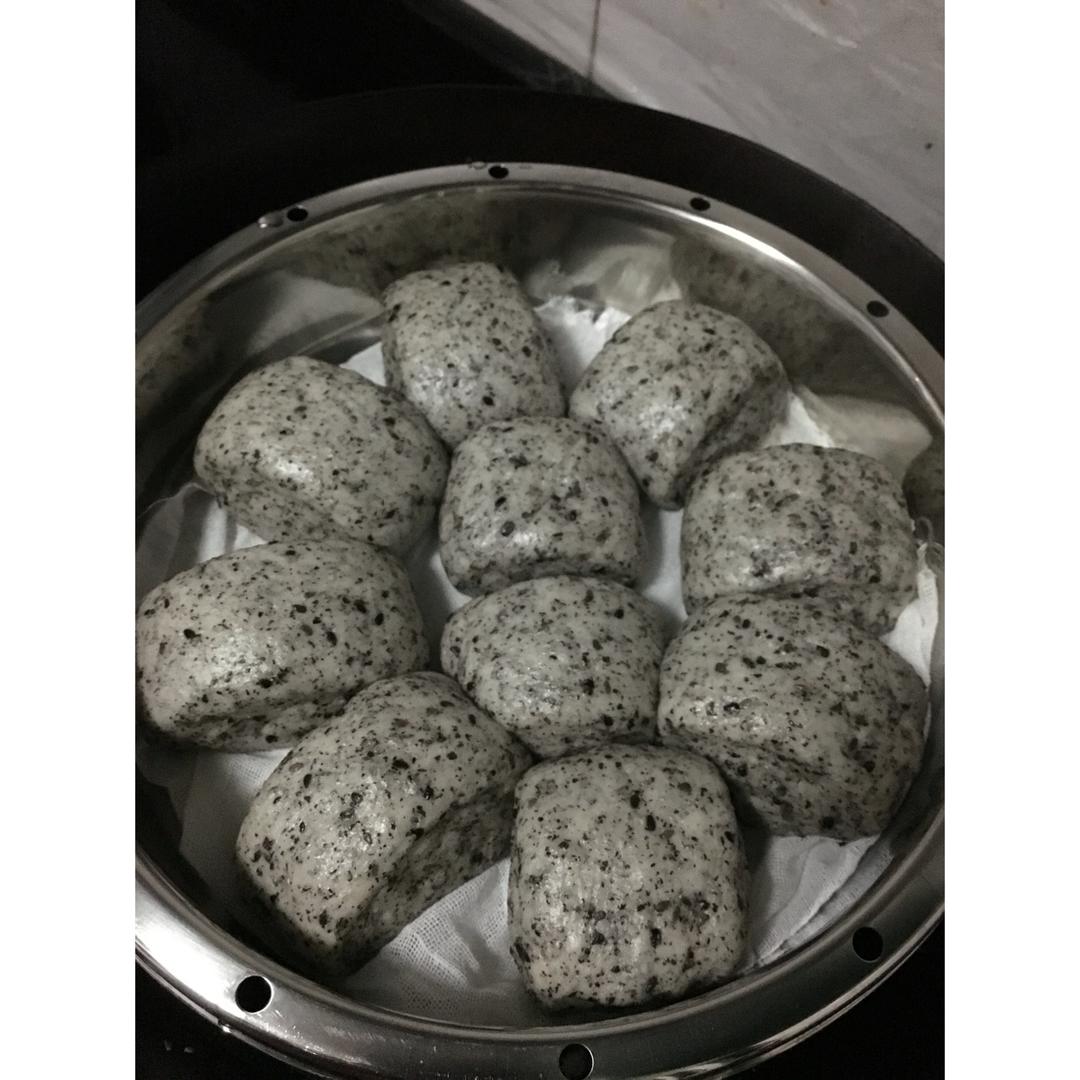 奶香黑芝麻刀切馒头