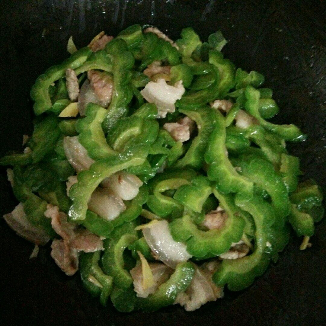 苦瓜炒肉