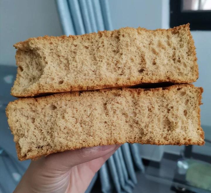 一个只有黄豆粉的6寸黄豆戚风蛋糕（自制黄豆粉）