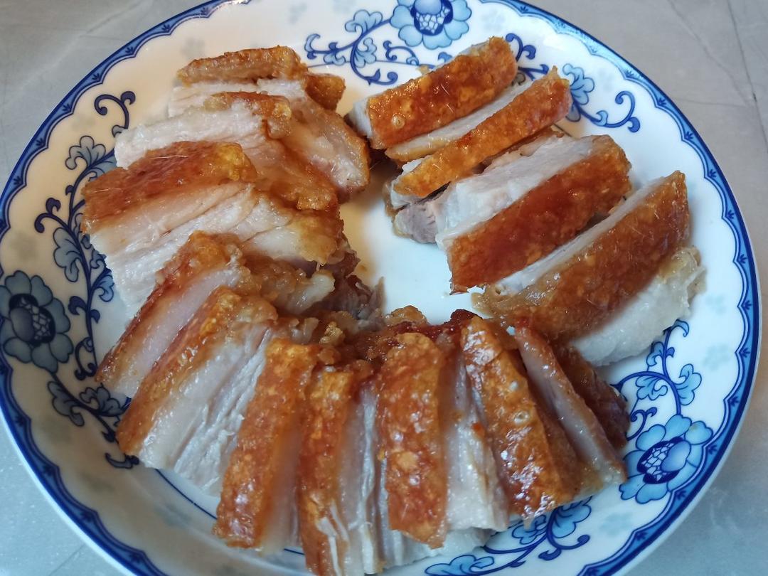 脆皮烧猪（超简单最美味）