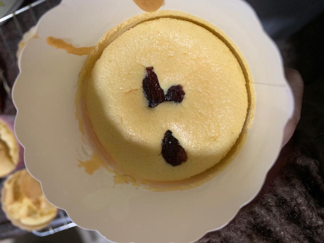 不塌不凹的纸杯戚风蛋糕