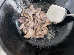 洋葱炒猪肝的做法 步骤5
