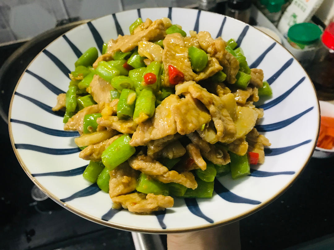 香辣过瘾，超级无敌下饭神器～豆角炒肉沫