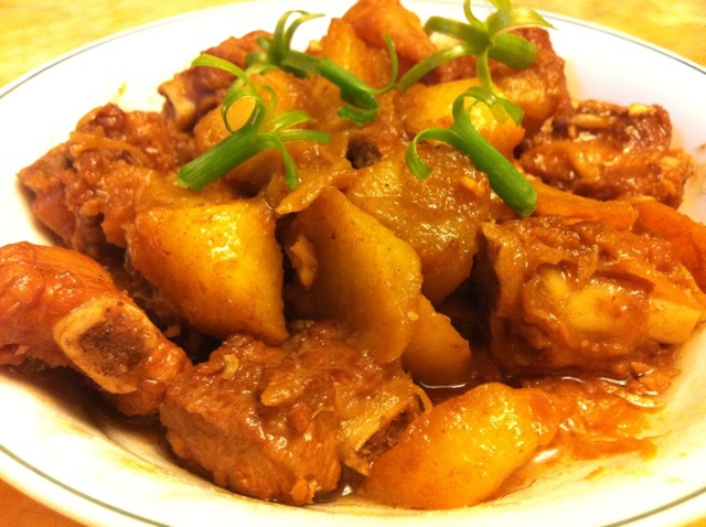 川味土豆烧排骨