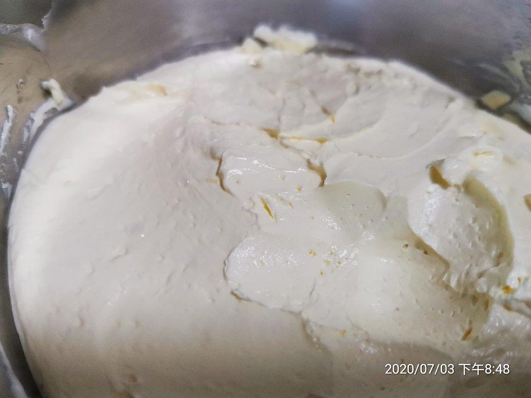 裱花好用的瑞士奶油霜Swiss Meringue Buttercream Icing和樱花的裱花方法