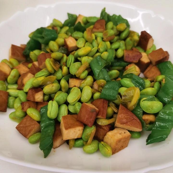 超下饭的毛豆米干子炒肉