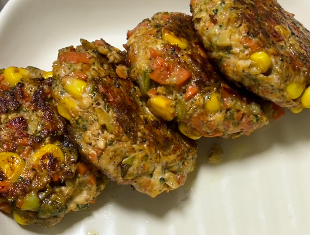 减肥餐低脂鸡胸肉饼