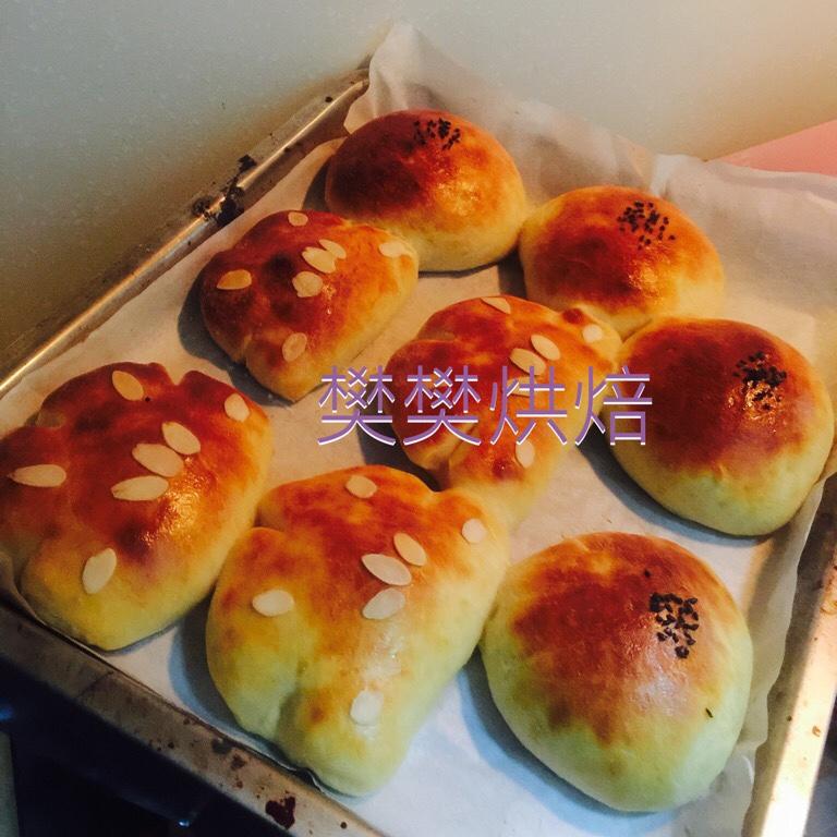 柔软好吃的夹馅面包（中筋面粉版）