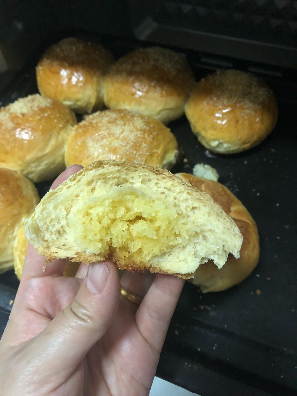 大人小孩都爱不释口的【蜂蜜牛奶小餐包】