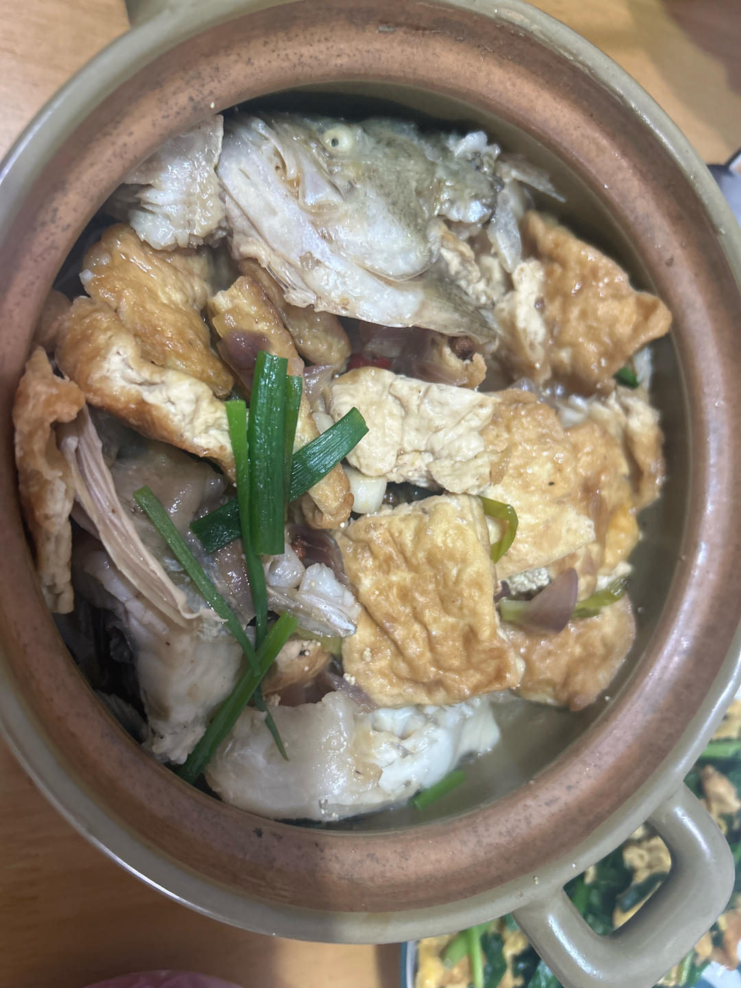 鲜嫩豆腐鲈鱼煲