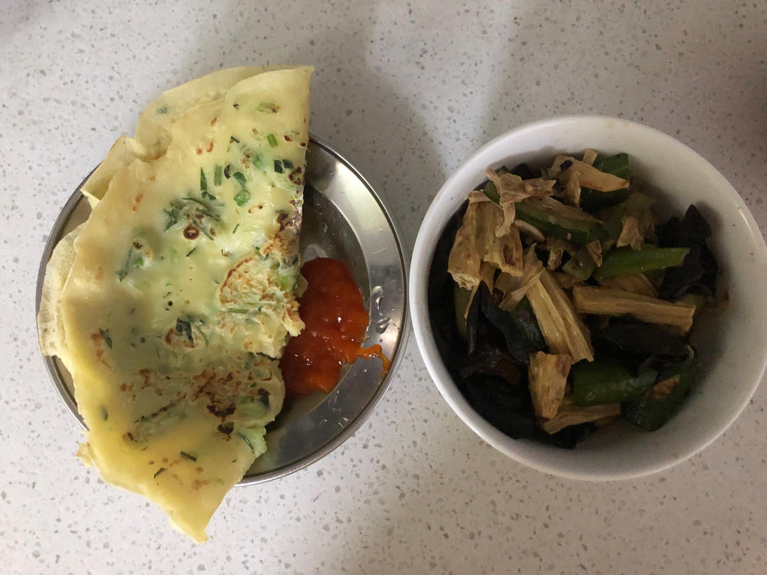 腐竹炒木耳黄瓜