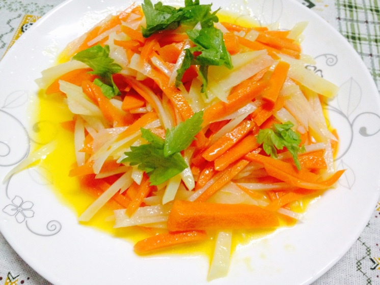 炒胡萝卜土豆丝