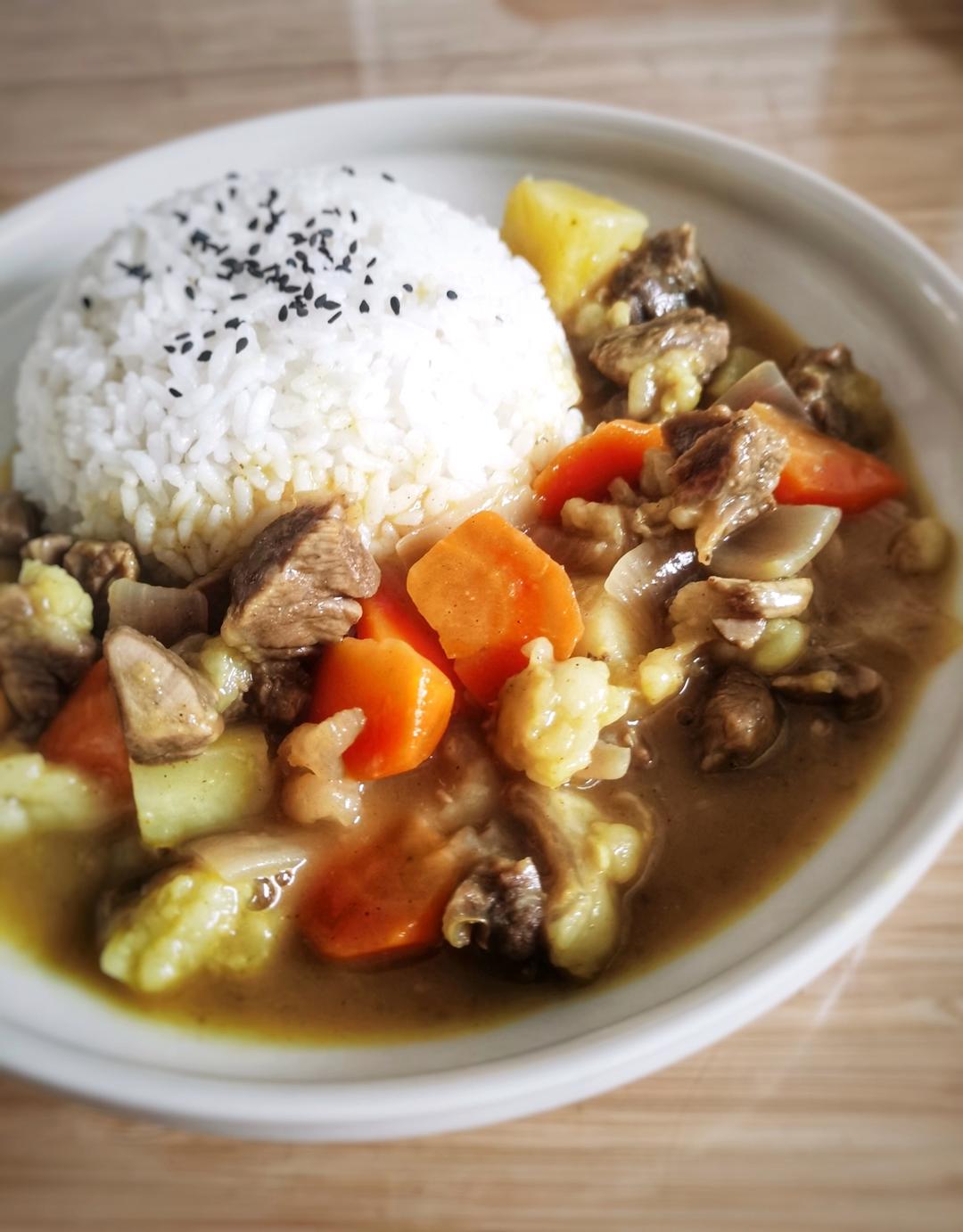 咖喱牛肉土豆