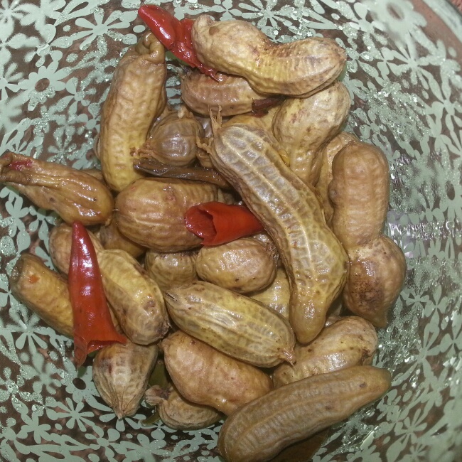 卤煮花生
