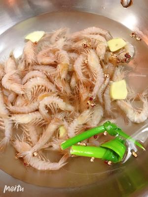 莫负好食材之春日篇—水煮蛎虾的做法 步骤3
