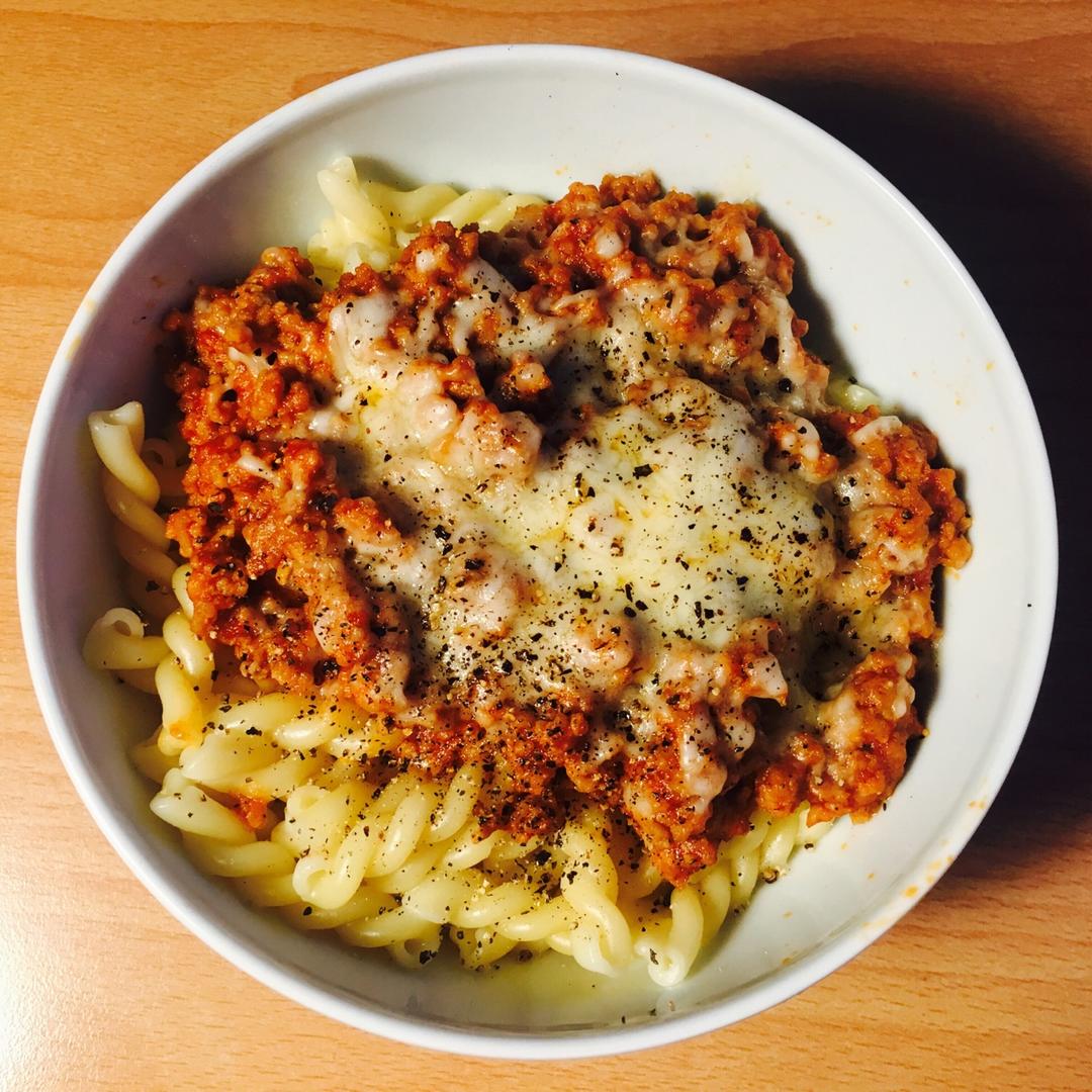 黑椒牛柳炒意面