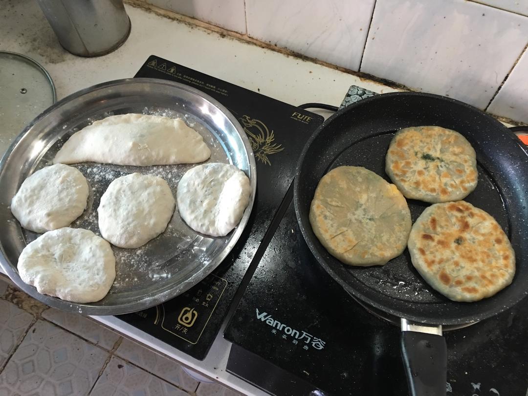 薄皮韭菜饼