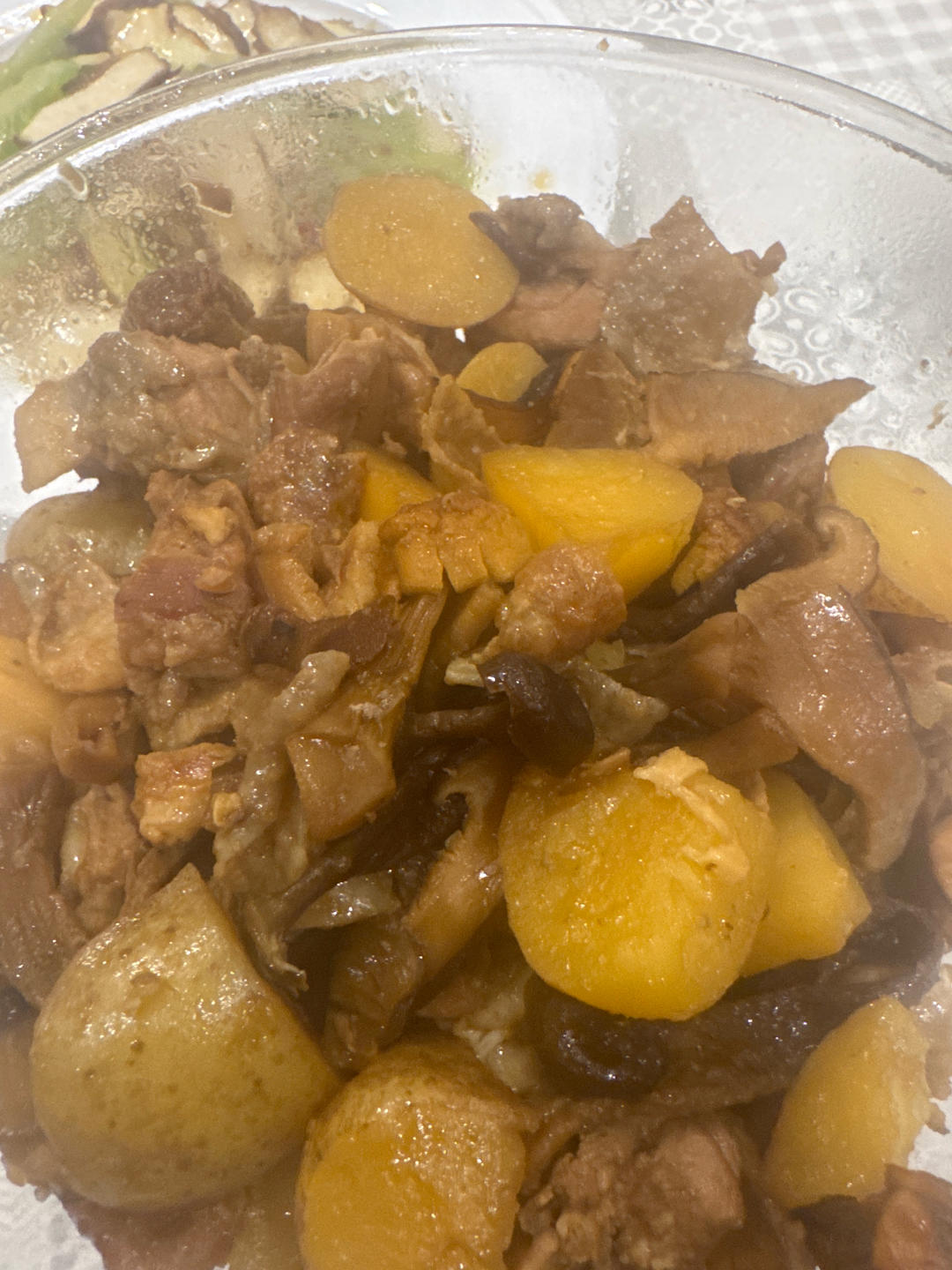 米酒山蘑菇焖鸡