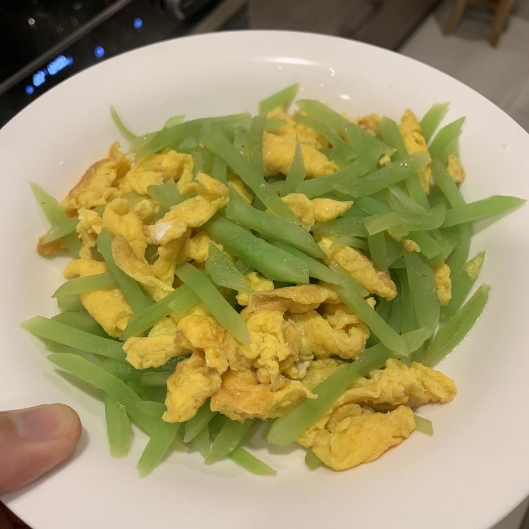 尖椒炒肉丝
