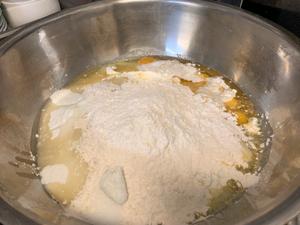 中式面点-蛋黄甘露酥的做法 步骤1