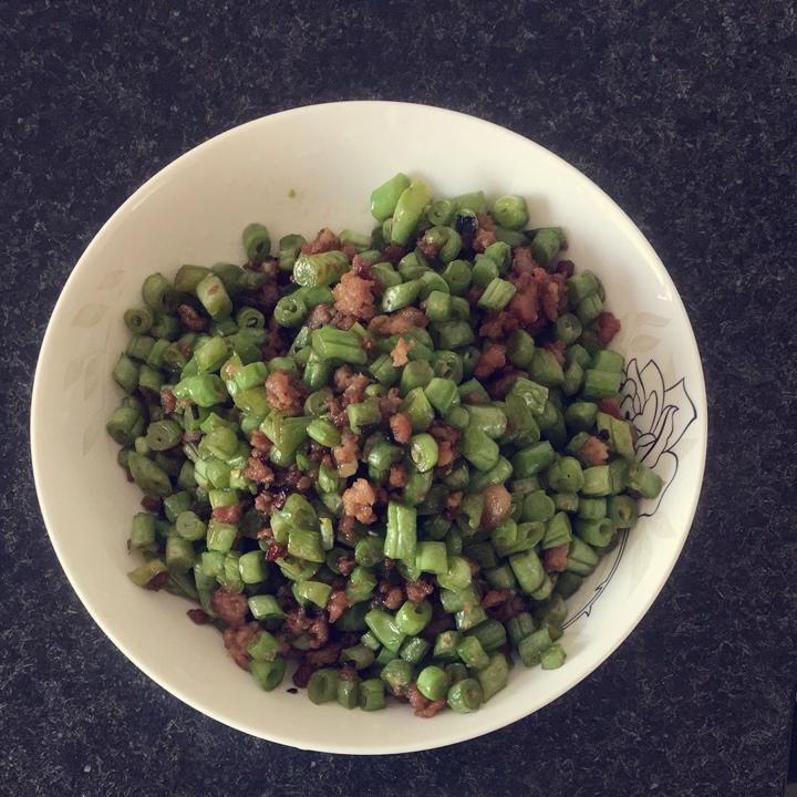 肉沫豆角下饭菜