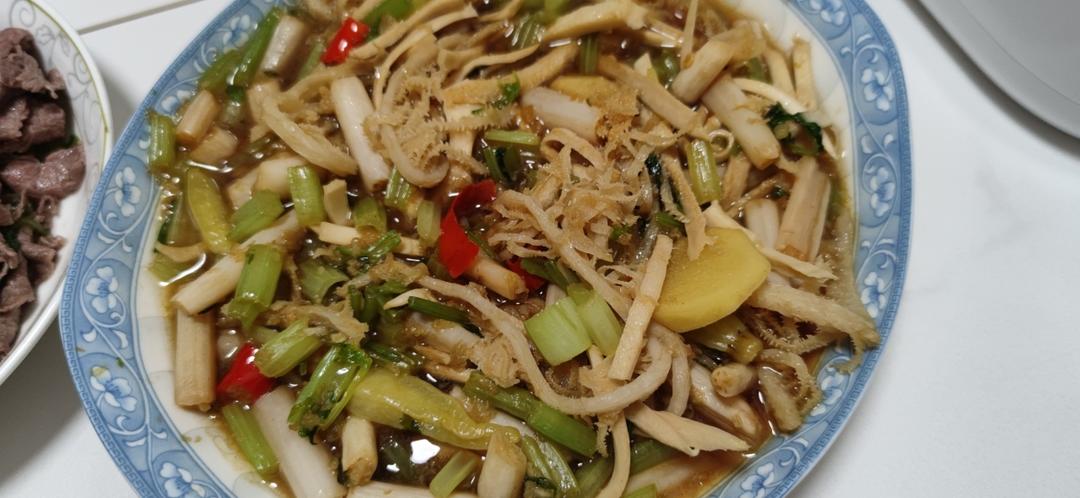 爆炒牛筋黄喉(快手菜)