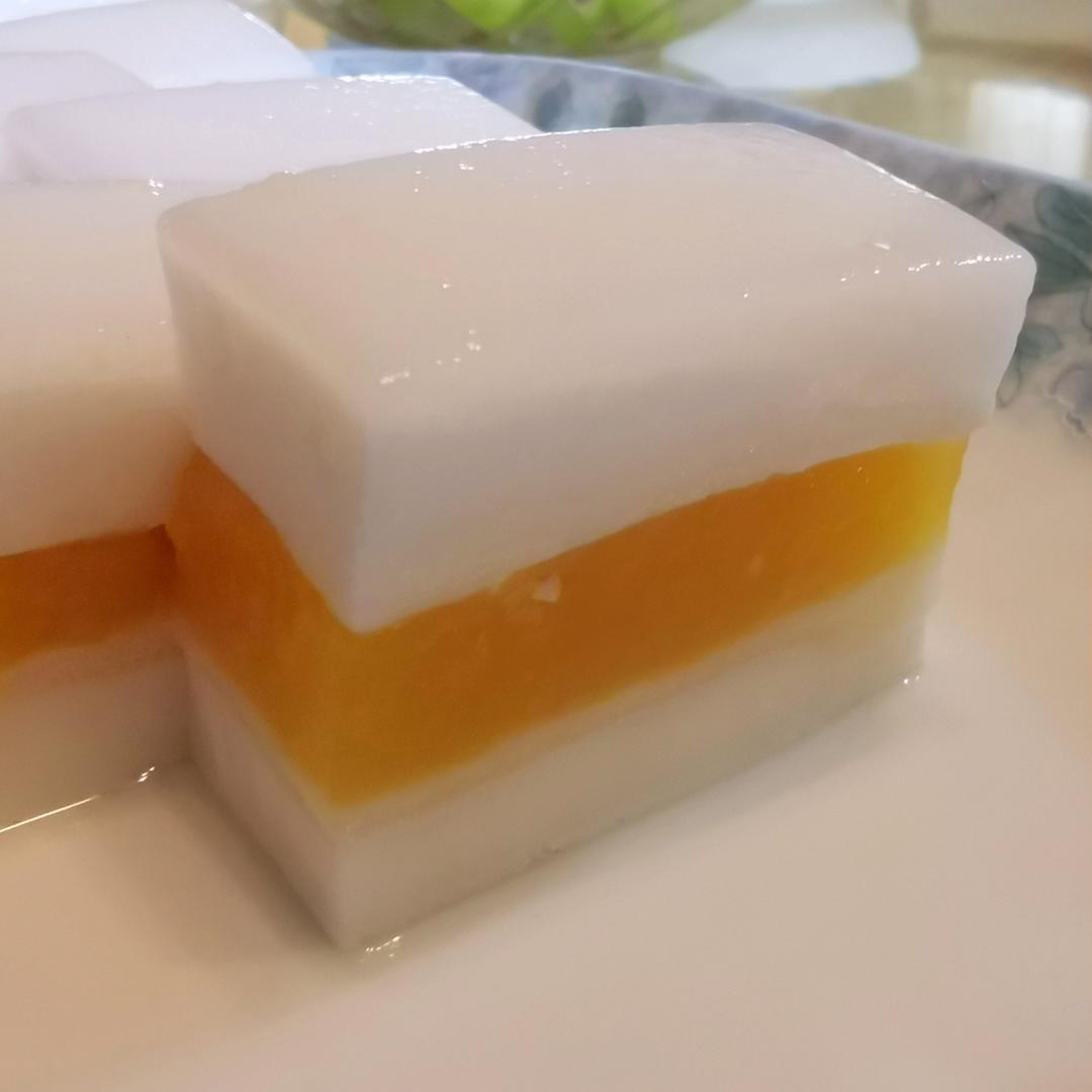 芒果椰汁千层糕