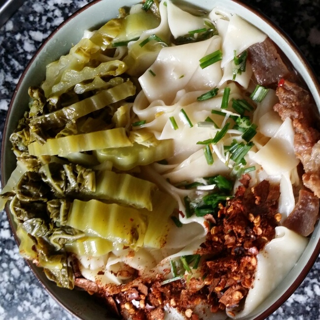 酸菜肉丝面