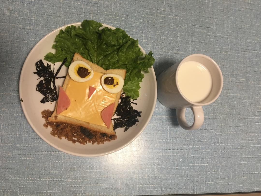 超萌猫头鹰吐司早餐