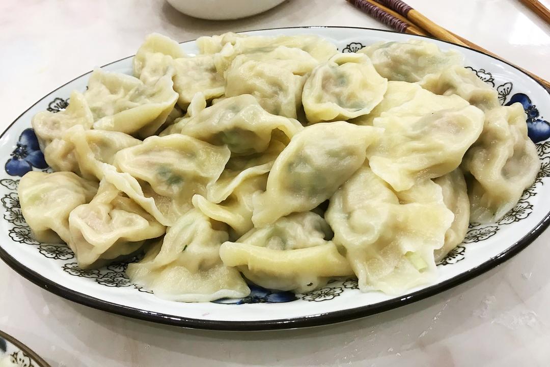 芹菜木耳鲜肉水饺