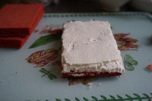 红丝绒奶油蛋糕小块的做法 步骤14