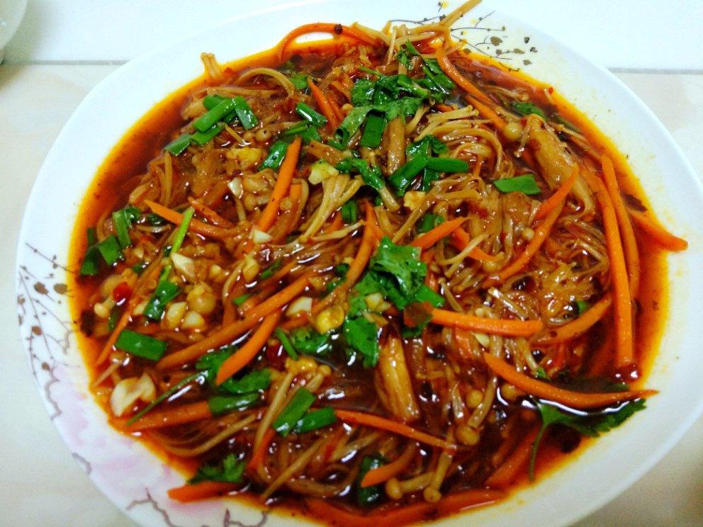 香辣水煮金针菇