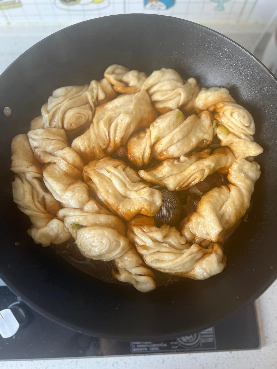 秒杀饭店❗️东北铁锅炖鸡一锅出