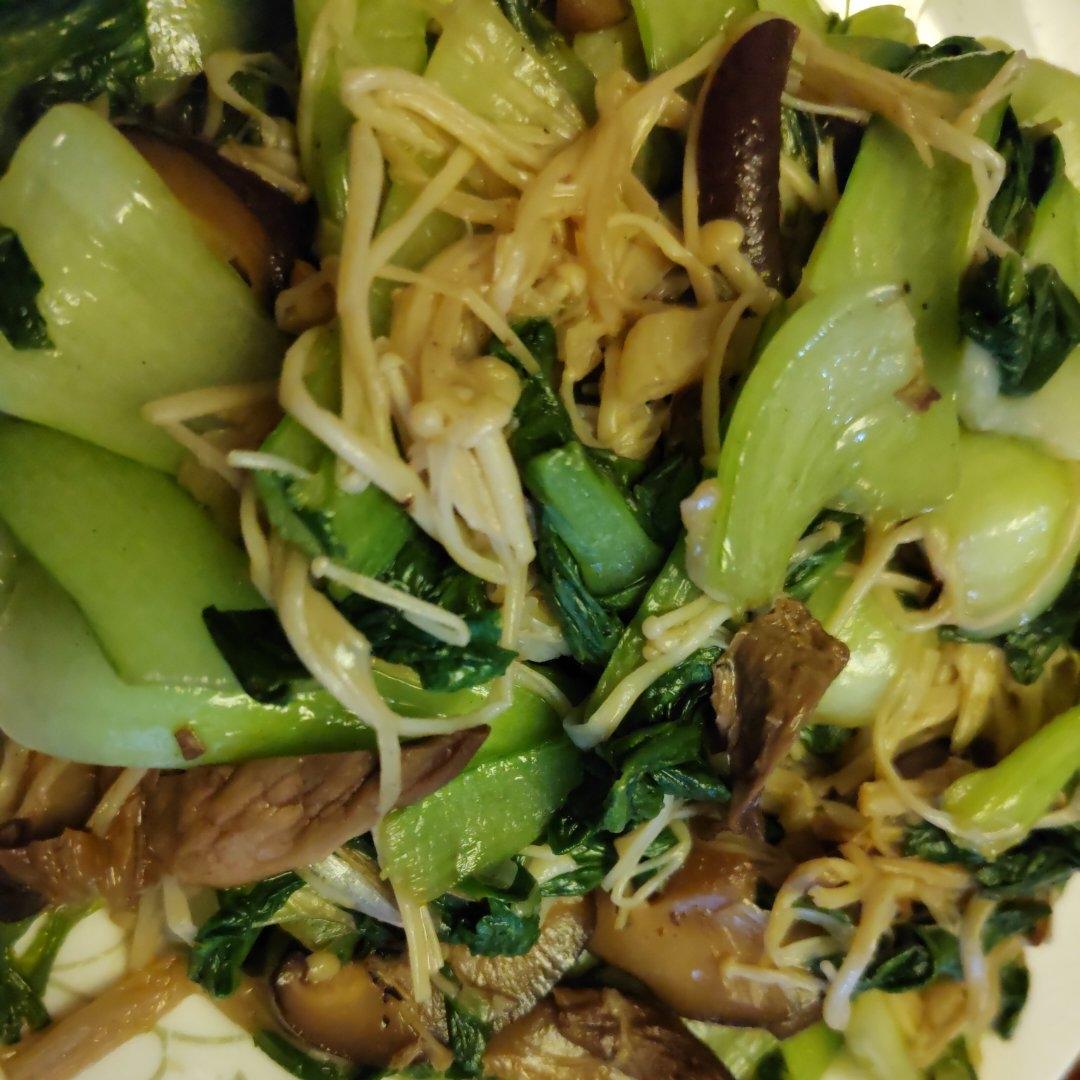 比肉还好吃的——蚝油香菇油菜